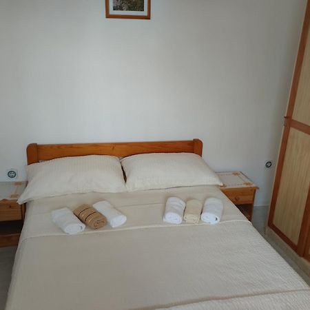 Braco Apartments By The Sea With A Sea View Zaboric Esterno foto
