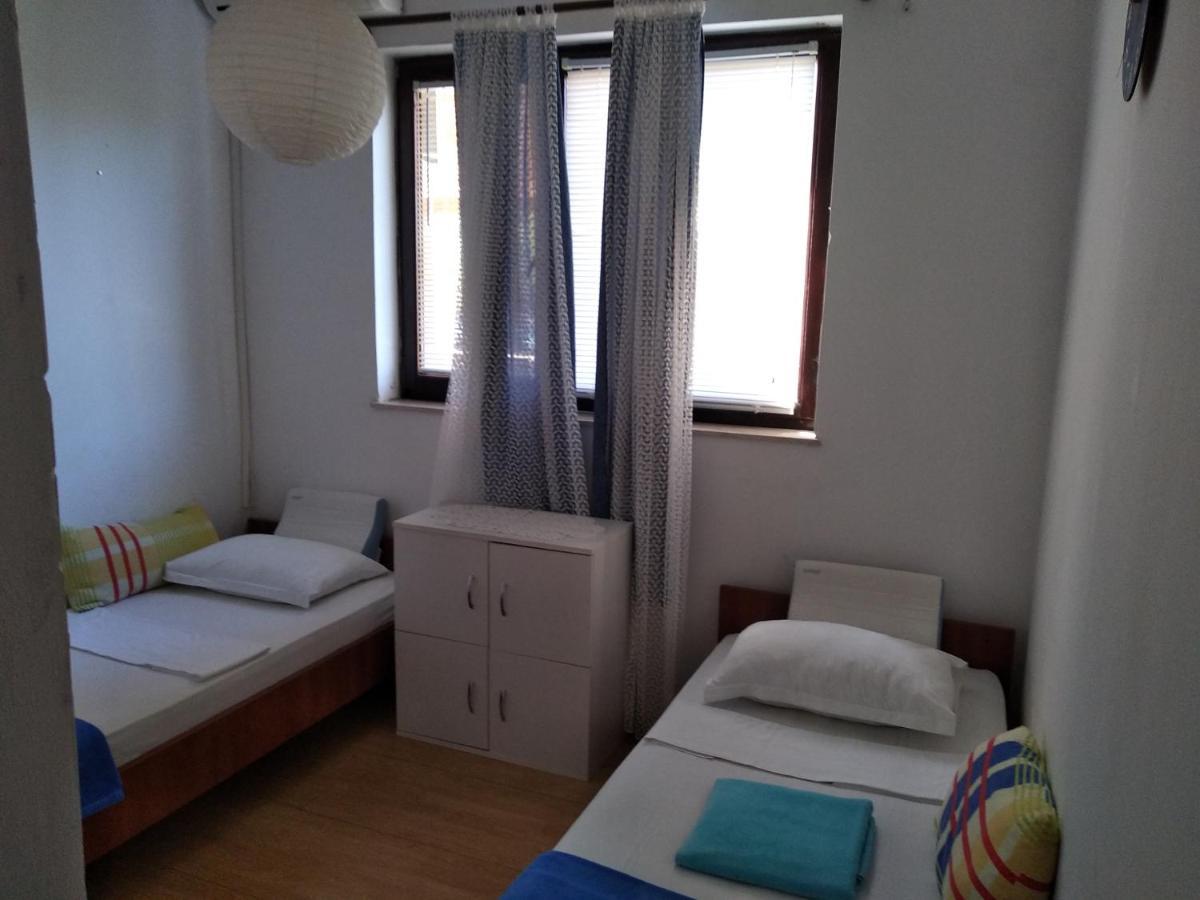 Braco Apartments By The Sea With A Sea View Zaboric Esterno foto