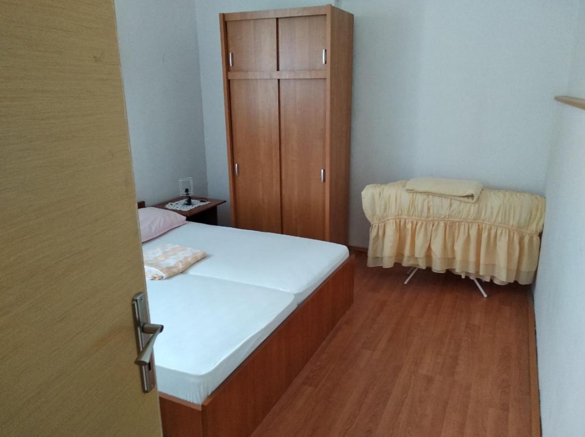Braco Apartments By The Sea With A Sea View Zaboric Esterno foto