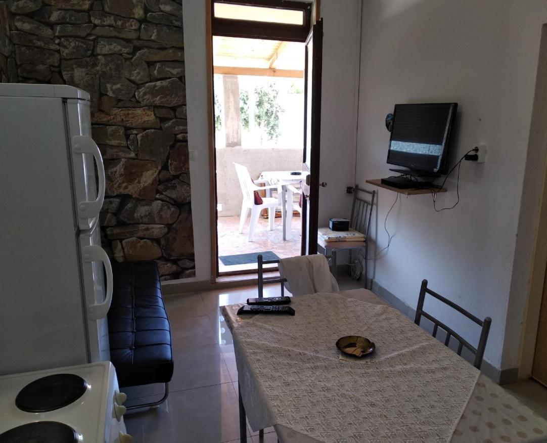 Braco Apartments By The Sea With A Sea View Zaboric Esterno foto